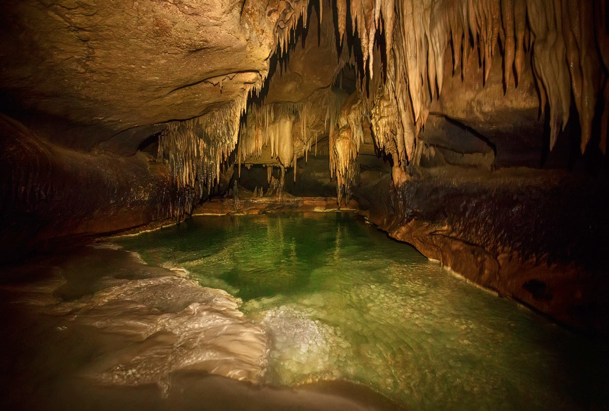 Красные пещеры в Крыму – грандиозный лабиринт